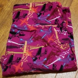 Lularoe leggings airplanes